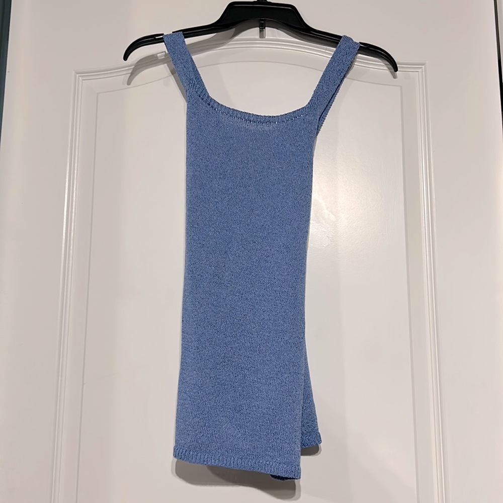 Periwinkle cross back tank. Size XS